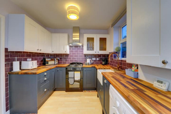 Tomson -Acheerful 3 bedroom house in Coventry